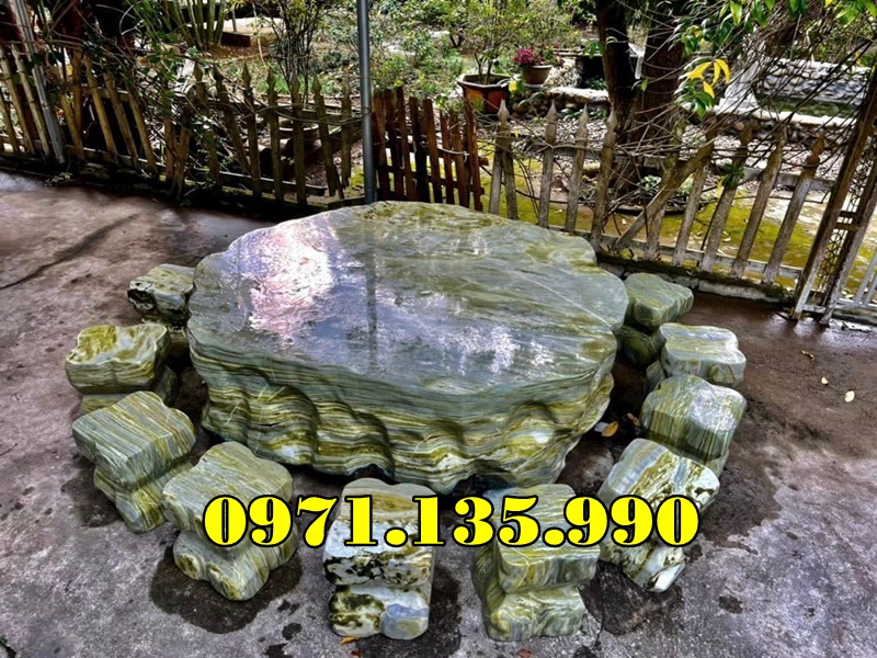 239- Mẫu Bộ bàn ghế bằng đá đẹp bán lai châu