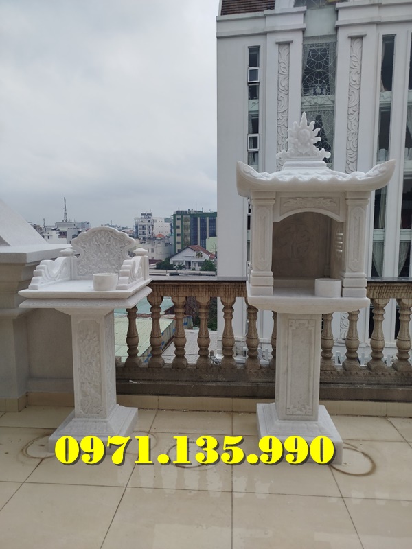 Cây hương thần linh bằng đá trung bình Hà Nội