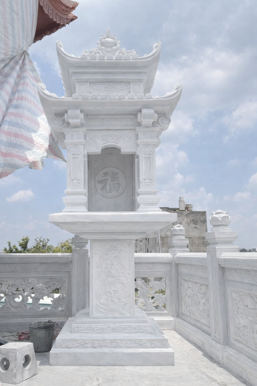 Cách đặt cây hương đá thờ Mẫu Cửu Trùng Thiên đúng phong thủy