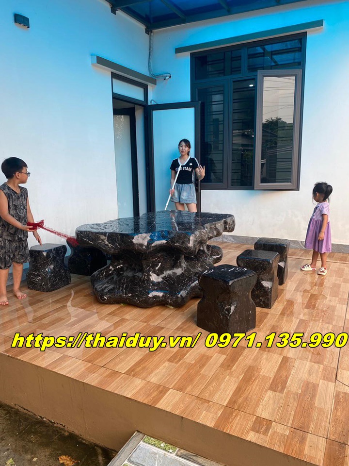 Ưu Điểm Của Bàn Ghế Đá Tự Nhiên Ở Tuyên Quang