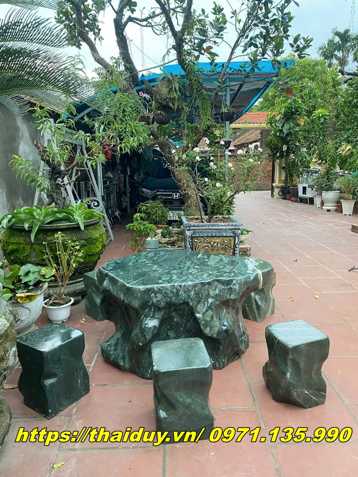 Bộ Bàn Ghế Đá Đặt Ở Đâu? Ở Lào Cai