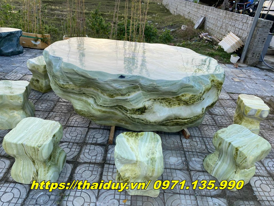 Giá Bán Bộ Bàn Ghế Đá Nguyên Khối (2025 – Tham Khảo) Ở Lào Cai