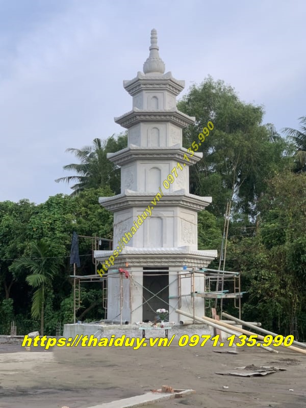 Tổng Kết Ý Nghĩa Tâm Linh: mộ tháp đá Phật giáo