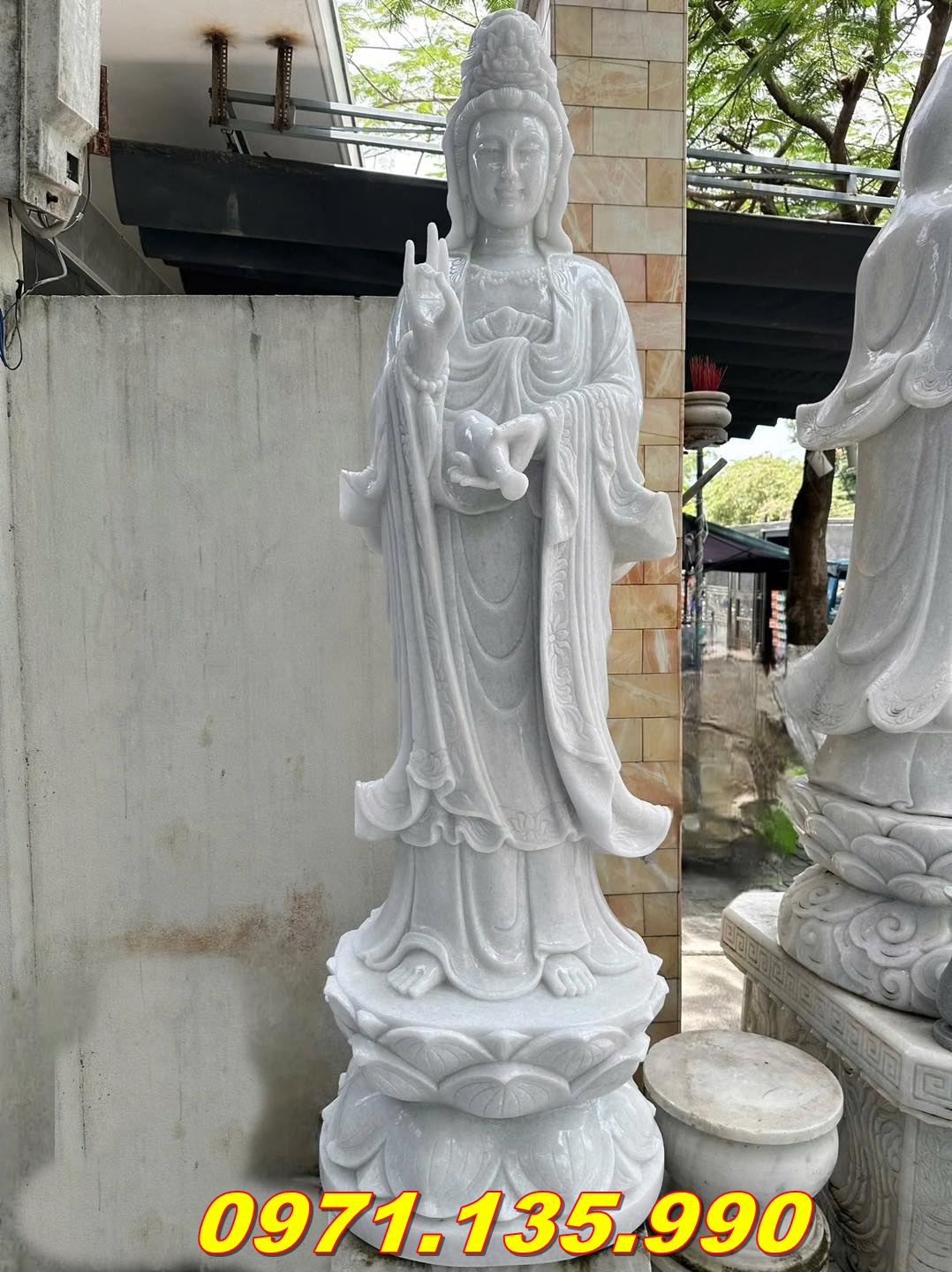 Giá tượng Quan Âm đá cỡ trung – lớn (ngoài trời, sân vườn, chùa)
