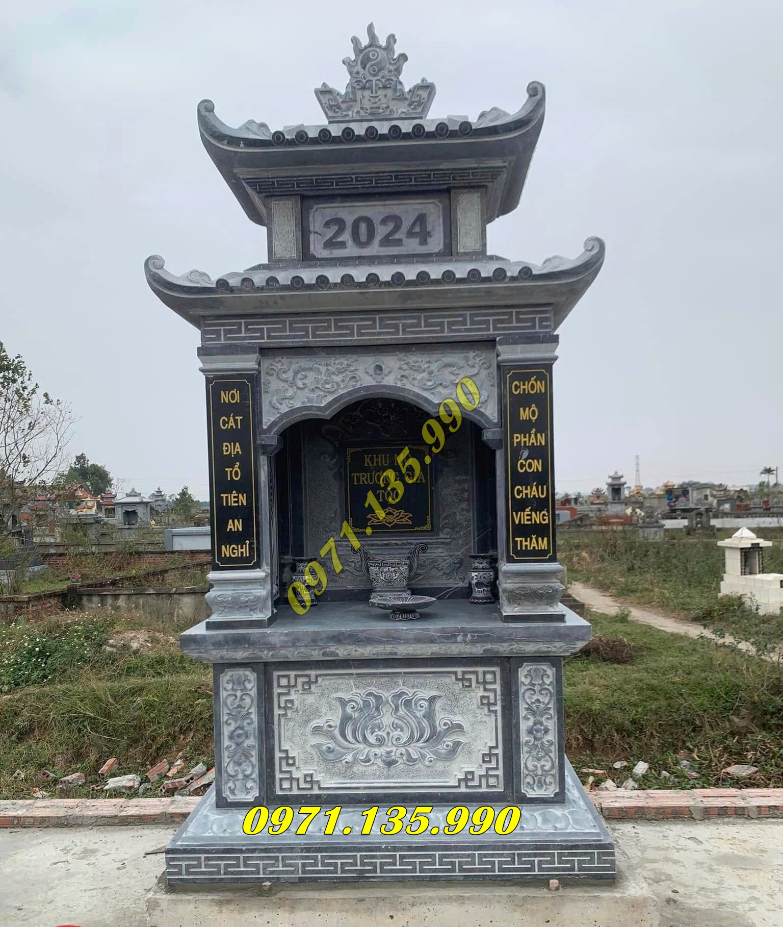 Hoa Sen – Biểu Tượng Thanh Tịnh & Giác Ngộ