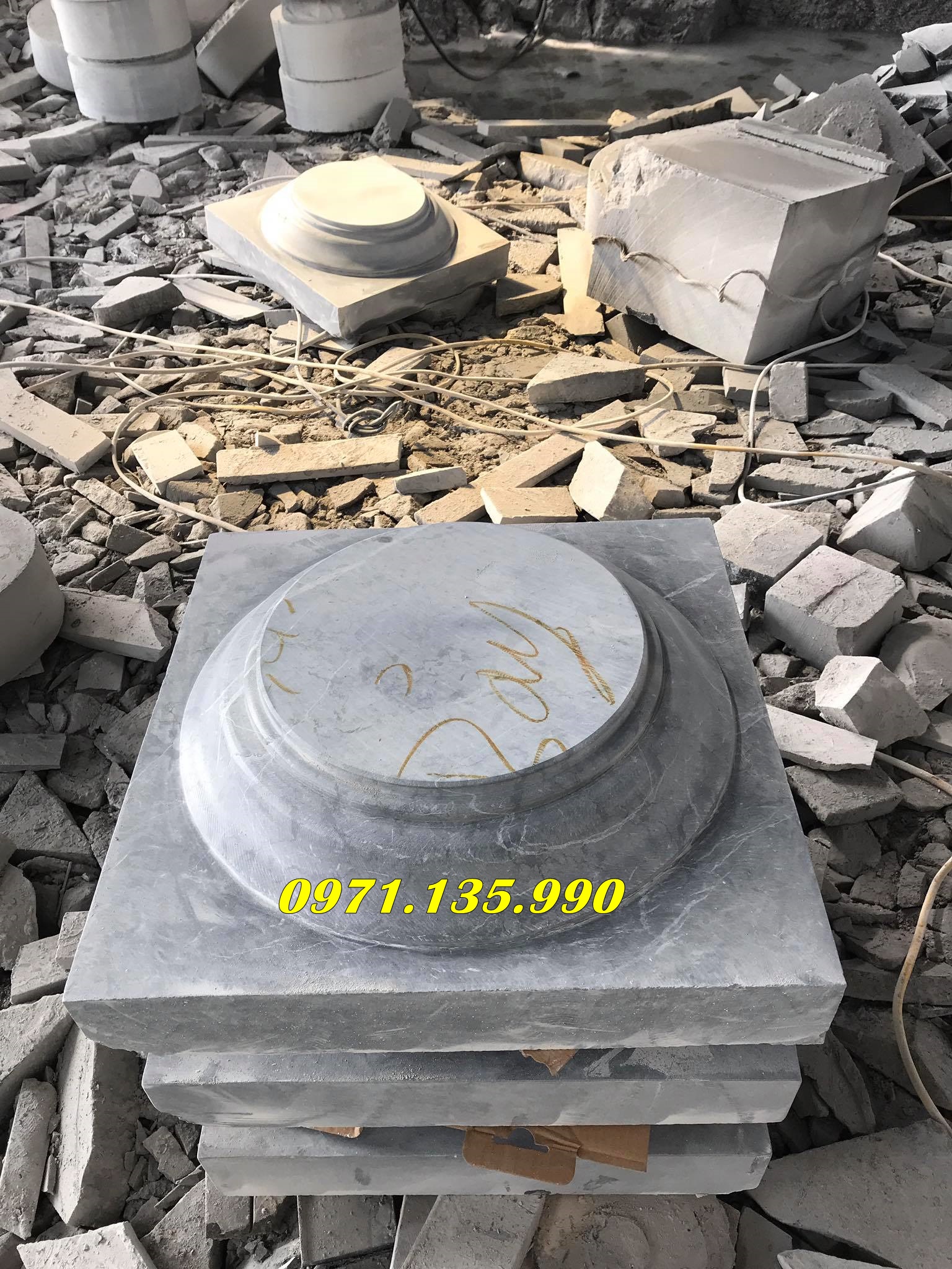 Đá kê chân cột nhà gỗ là gì?