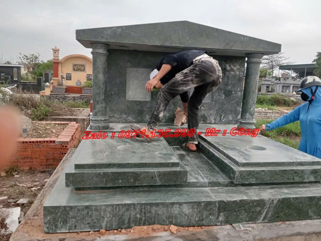 Mộ đá 3 mái nguyên khối
