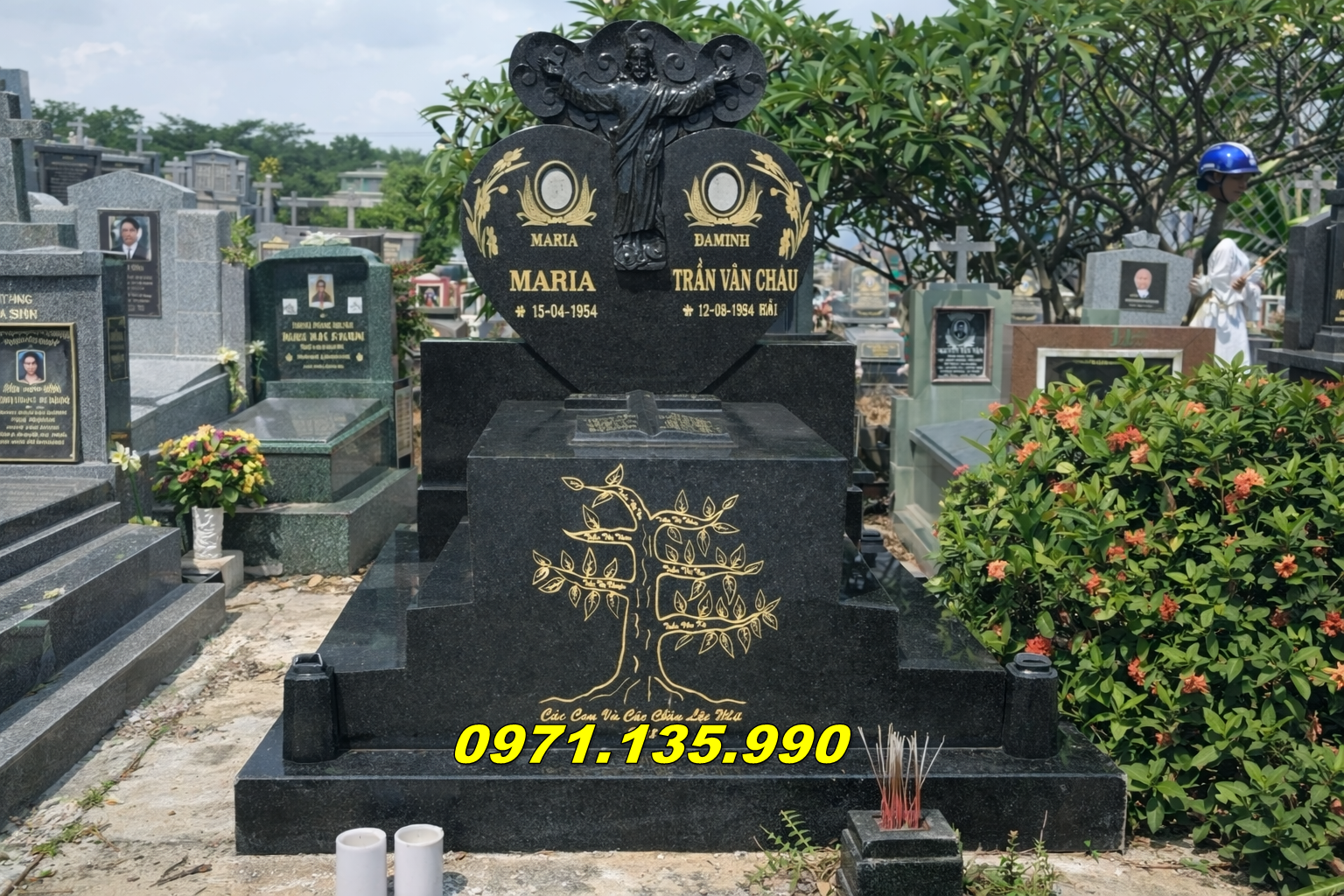 71- Mộ Đá Công Giáo Đơn Giản, Thanh Thoát Ở TP Hồ Chí Minh SG