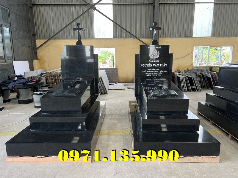 Bán Sẵn 28 Mộ Đá Công Giáo Chất Lượng Cao Tại Tiền Giang