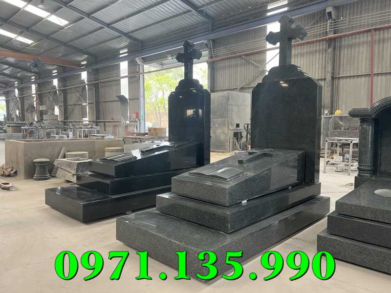 Long An Bán 81 Mẫu Mộ Đá Khối Công Giáo Hiện Đại