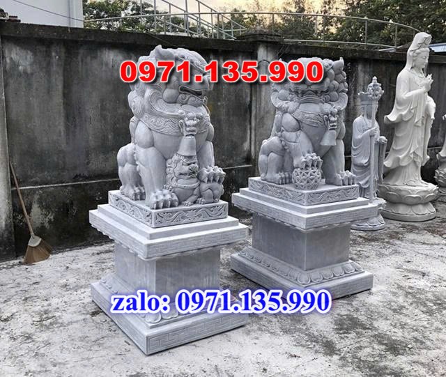 sư tử đá phong thủy, tượng sư tử đá canh cổng, sư tử đá trước cổng nhà, sư tử đá nhà thờ họ, giá sư tử đá bao nhiêu, mẫu sư tử đá đẹp, sư tử đá tự nhiên nguyên khối, sư tử đá khu lăng mộ, đặt sư tử đá đúng phong thủy, mua sư tử đá ở đâu uy tín, sư tử đá đá xanh Ninh Bình, sư tử đá chạm rồng phượng đẹp,