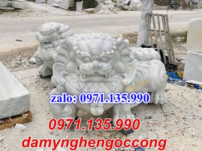 sư tử đá phong thủy, tượng sư tử đá canh cổng, sư tử đá trước cổng nhà, sư tử đá nhà thờ họ, giá sư tử đá bao nhiêu, mẫu sư tử đá đẹp, sư tử đá tự nhiên nguyên khối, sư tử đá khu lăng mộ, đặt sư tử đá đúng phong thủy, mua sư tử đá ở đâu uy tín, sư tử đá đá xanh Ninh Bình, sư tử đá chạm rồng phượng đẹp,
